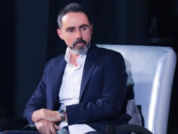 Dr. Fady Sahyoun Reveals Why People Choose Who To Follow 1 Dr. Fady Sahyoun