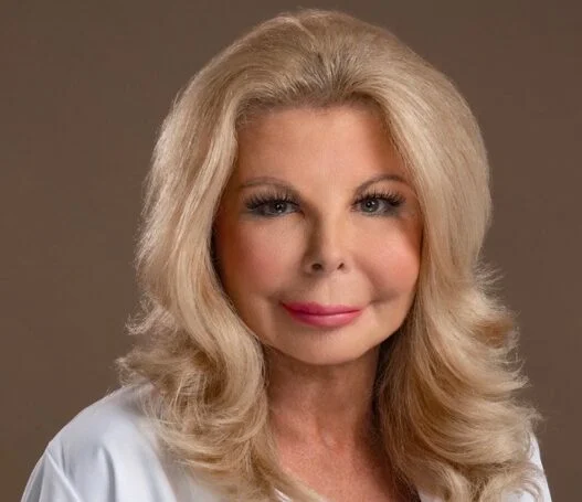 Dr. Fiona Caslin Is Redefining What It Means To Age Well 1 Dr. Fiona Caslin