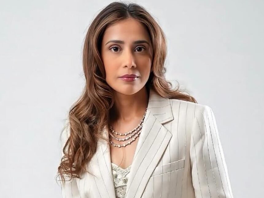 How Vanitaa Bhatia Turned Fashion Passion Into A Global Brand 1 Vanitaa Bhatia
