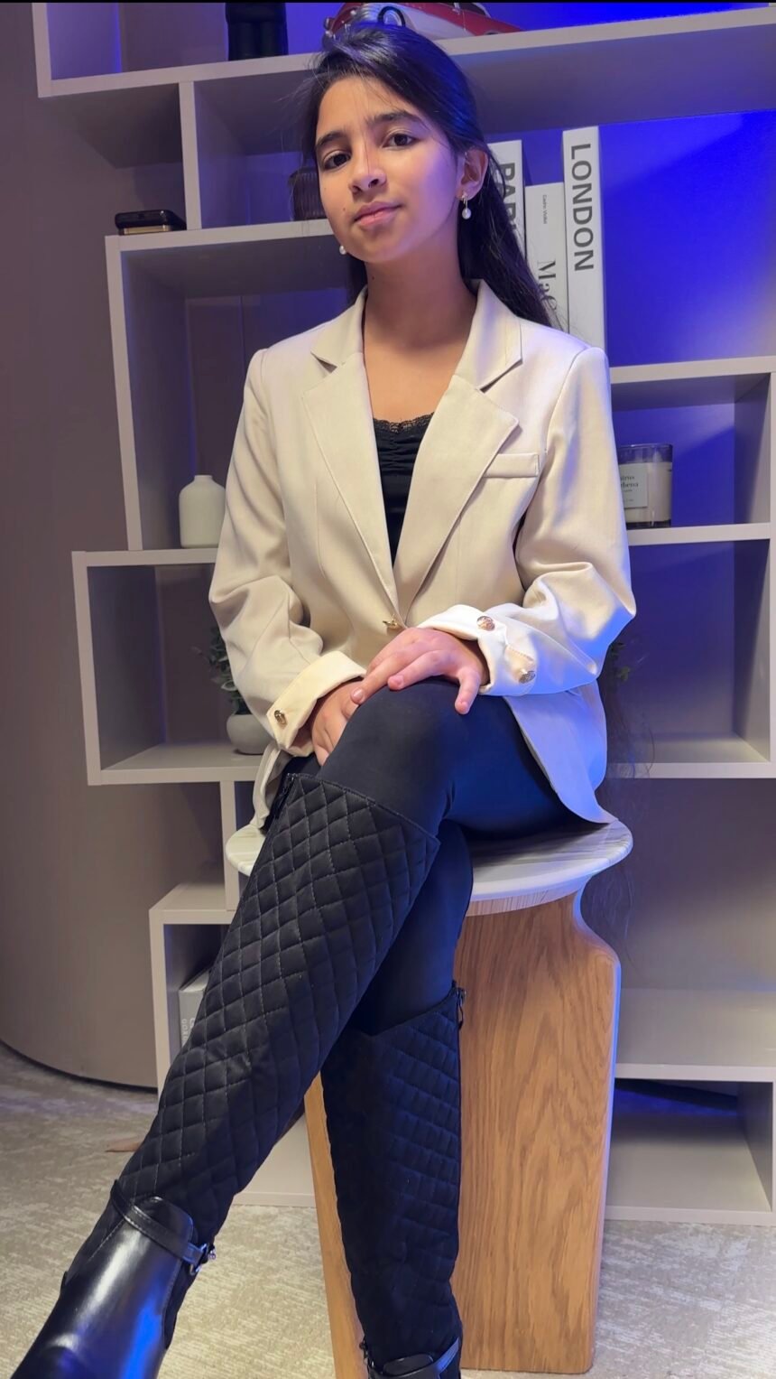 Ella Alhablwi