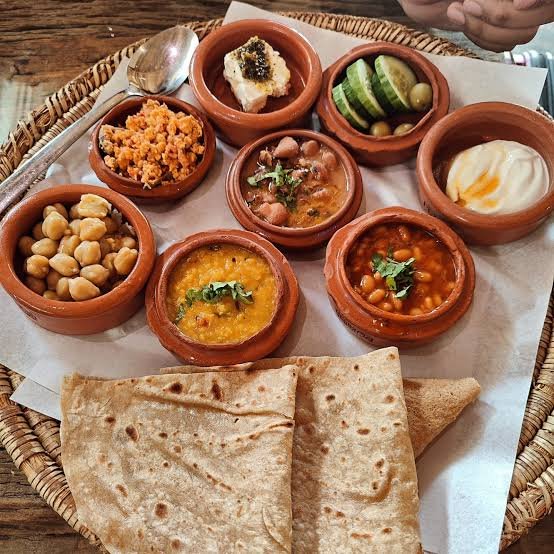 Traditional Omani Dishes You Should Know: A Food Guide for Visitors 1 Traditional Omani Dishes